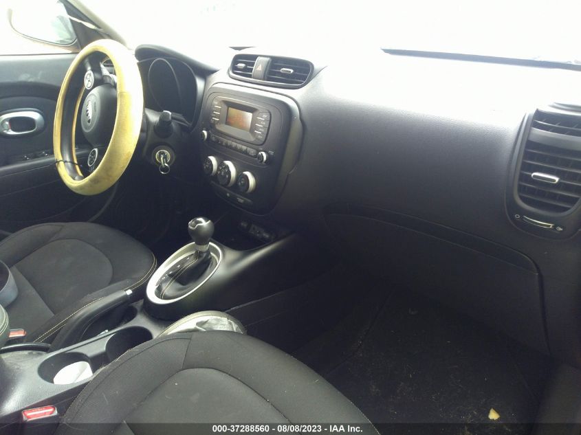 Photo 4 VIN: KNDJP3A55F7119318 - KIA SOUL 