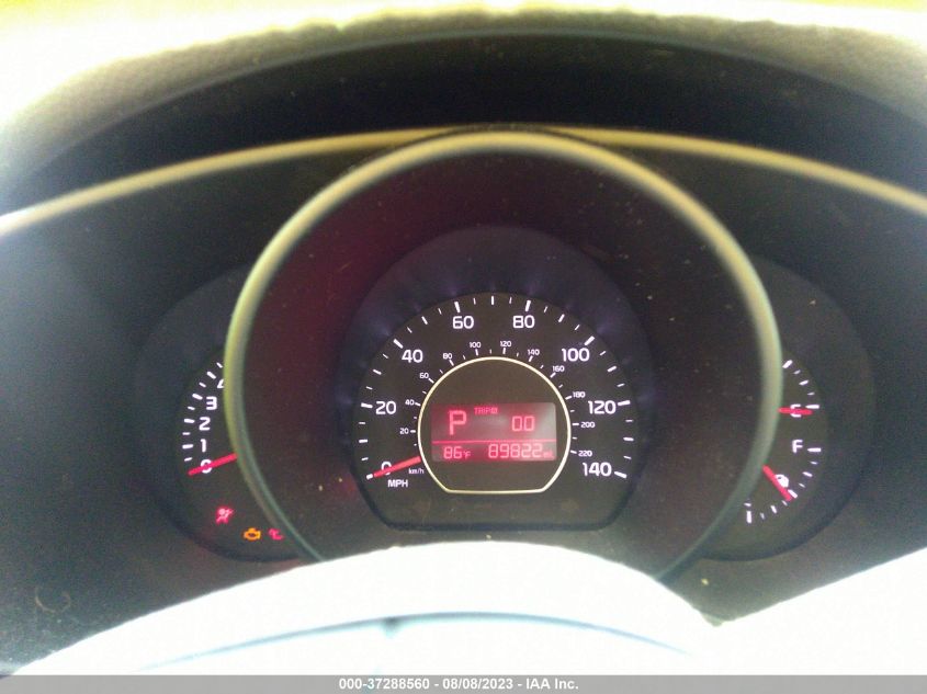 Photo 6 VIN: KNDJP3A55F7119318 - KIA SOUL 