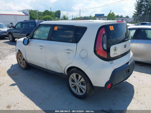 Photo 2 VIN: KNDJP3A55F7139083 - KIA SOUL 