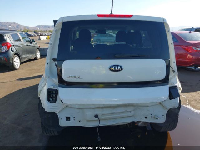 Photo 5 VIN: KNDJP3A55F7152240 - KIA SOUL 