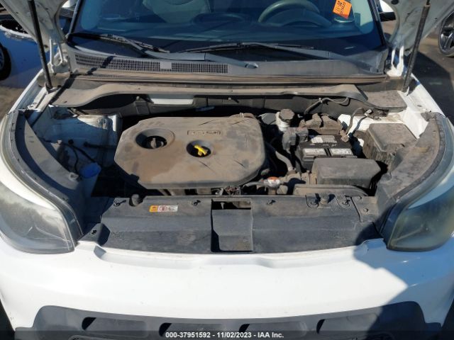 Photo 9 VIN: KNDJP3A55F7152240 - KIA SOUL 