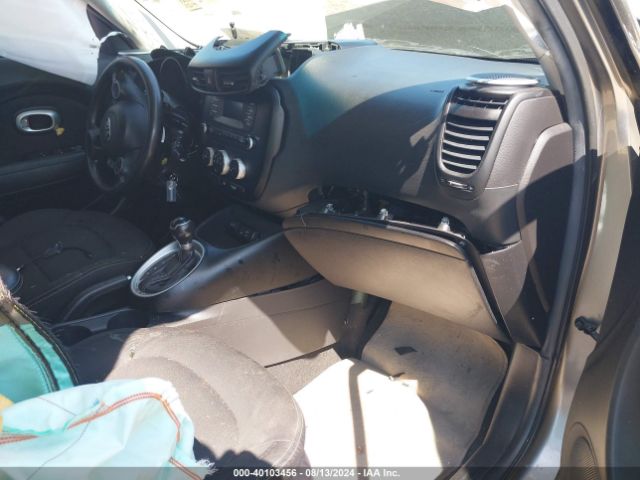 Photo 4 VIN: KNDJP3A55F7171564 - KIA SOUL 