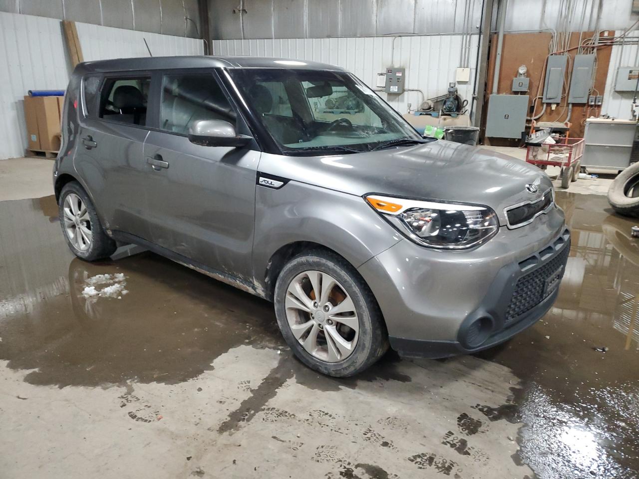 Photo 3 VIN: KNDJP3A55F7197422 - KIA SOUL 