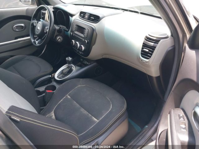 Photo 4 VIN: KNDJP3A55F7202960 - KIA SOUL 