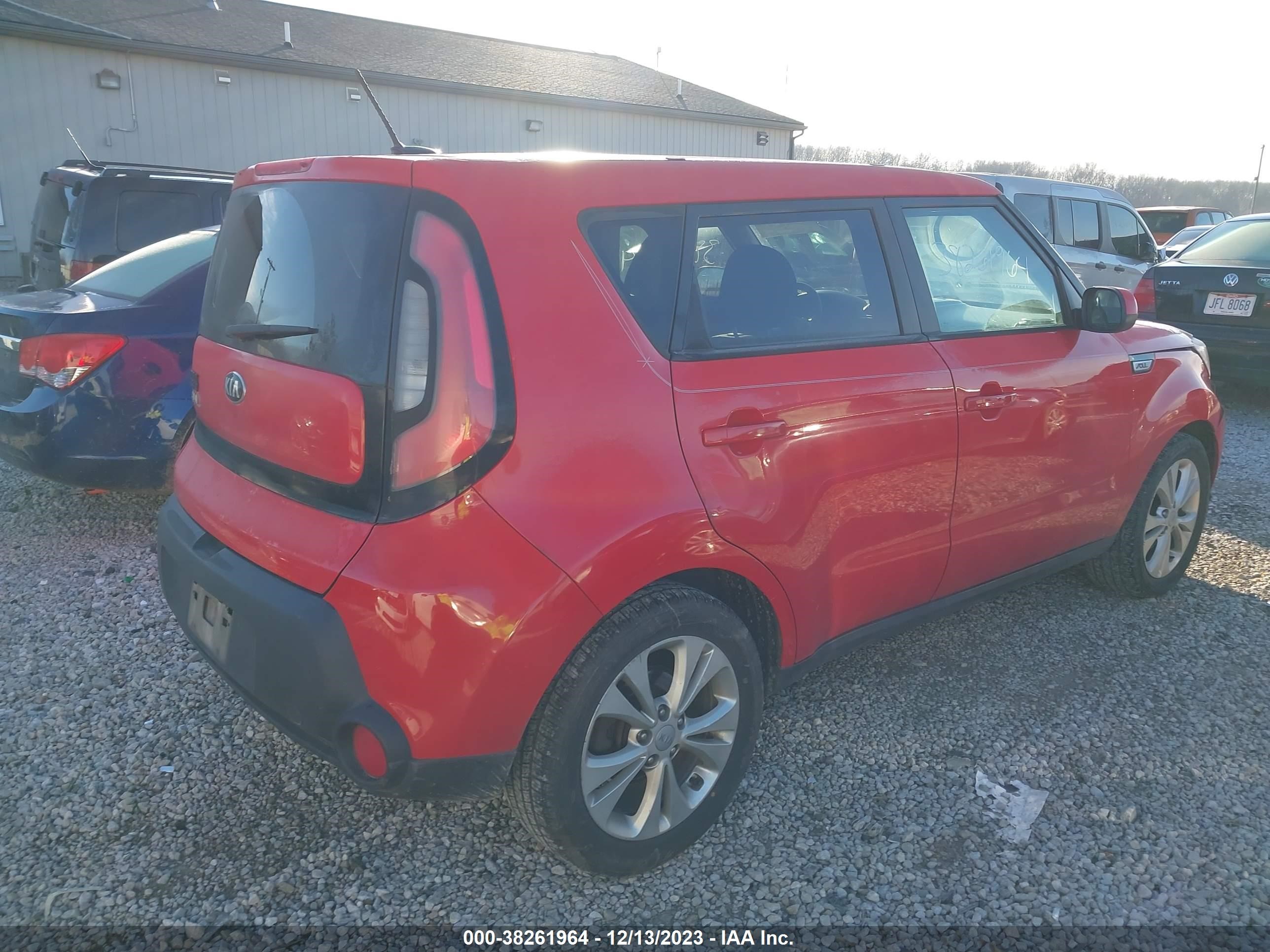 Photo 3 VIN: KNDJP3A55F7750375 - KIA SOUL 