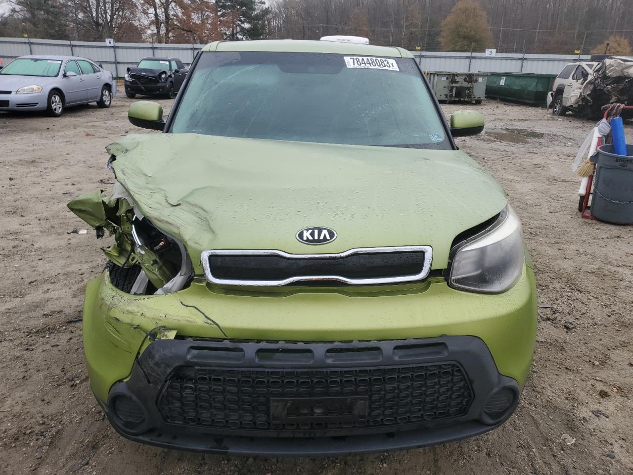 Photo 4 VIN: KNDJP3A55F7781982 - KIA SOUL 