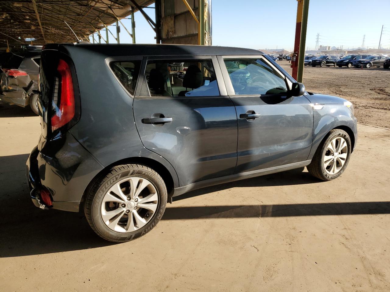 Photo 2 VIN: KNDJP3A55G7286621 - KIA SOUL 