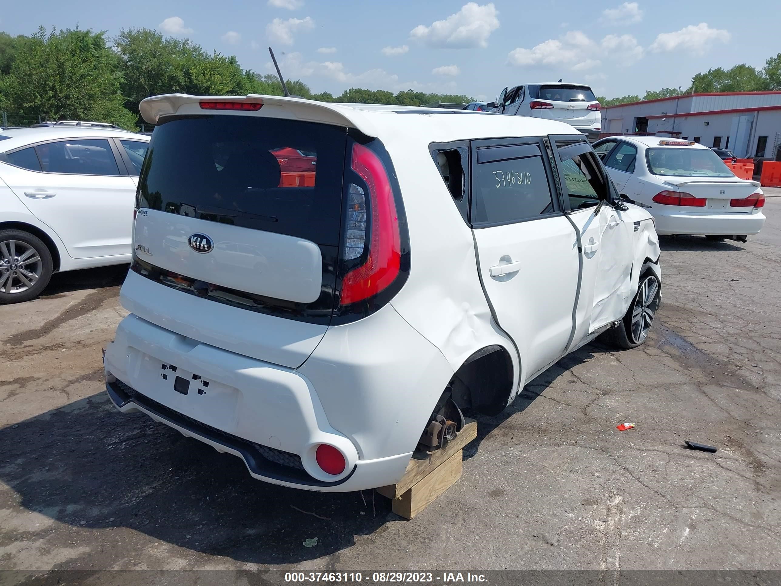 Photo 3 VIN: KNDJP3A55G7384953 - KIA SOUL 