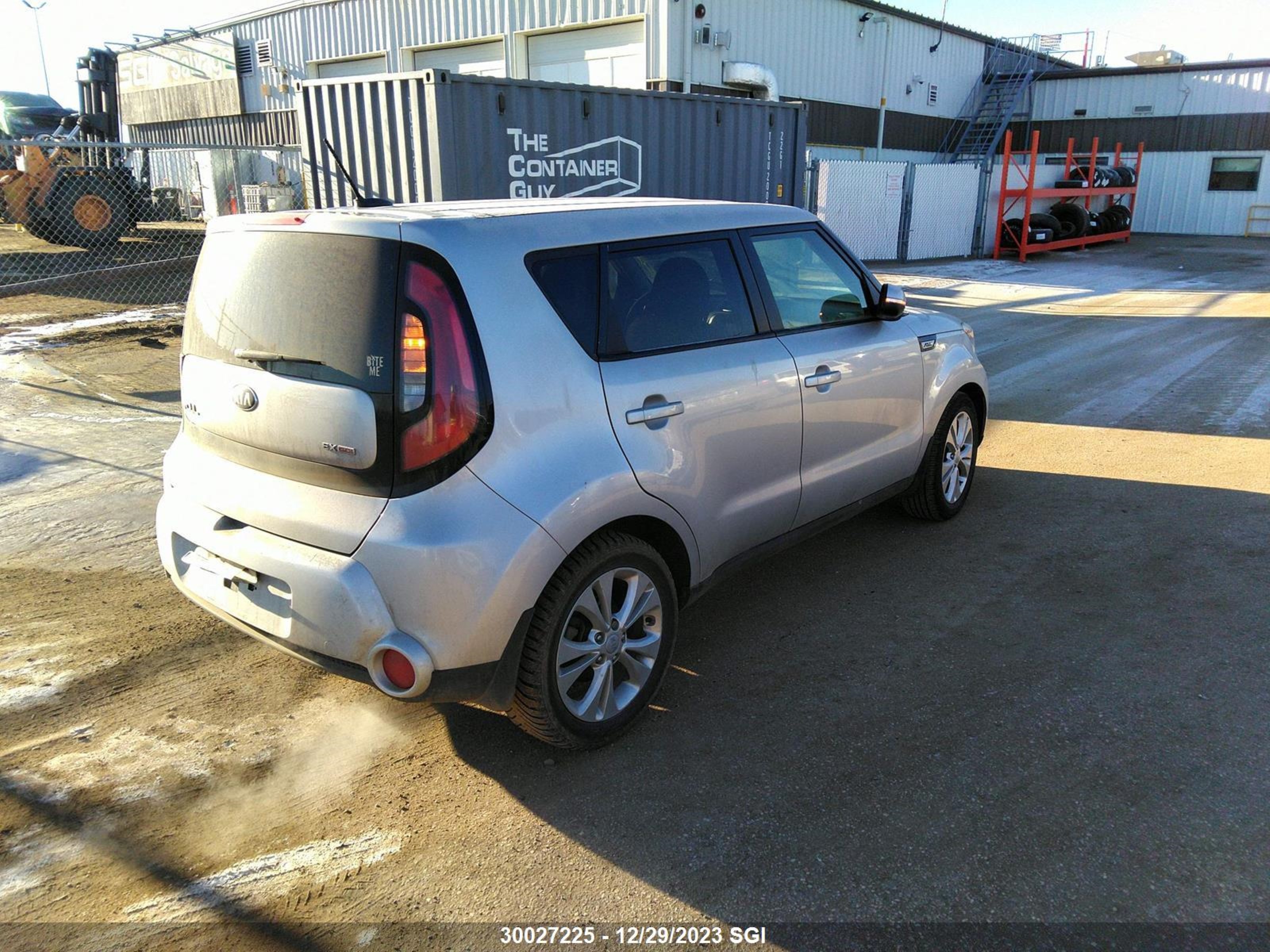 Photo 3 VIN: KNDJP3A55G7826016 - KIA SOUL 