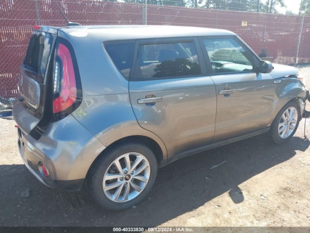 Photo 3 VIN: KNDJP3A55H7428175 - KIA SOUL 