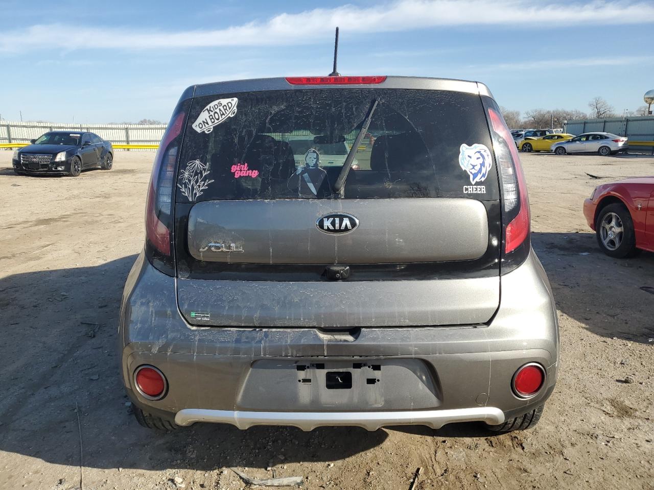 Photo 5 VIN: KNDJP3A55J7512986 - KIA SOUL 