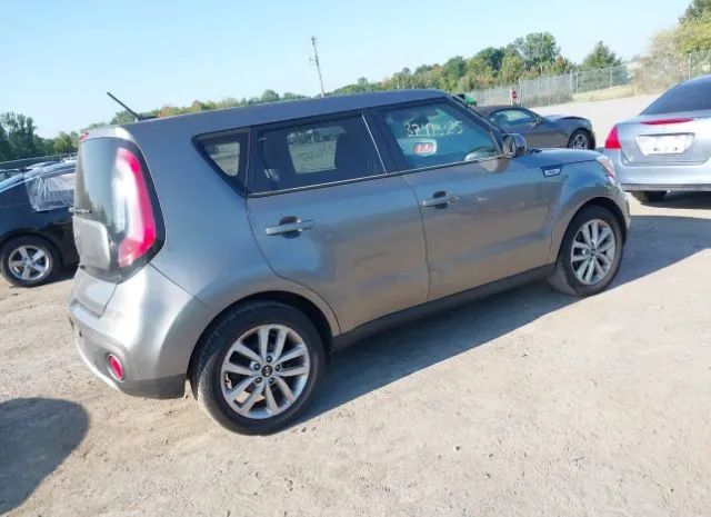 Photo 3 VIN: KNDJP3A55J7538374 - KIA SOUL 