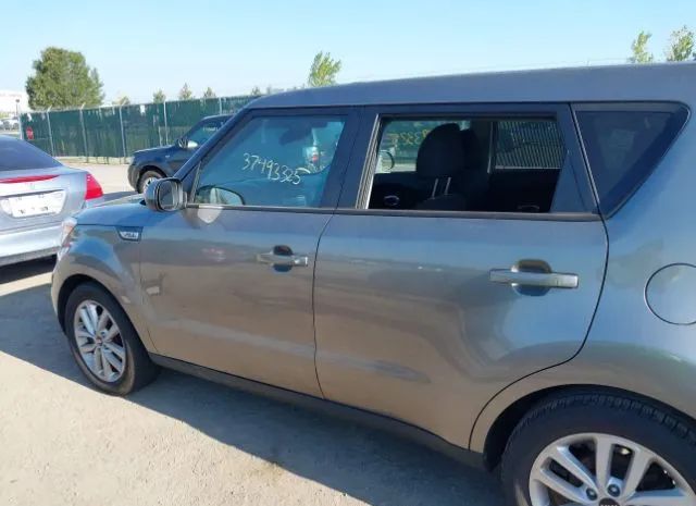 Photo 5 VIN: KNDJP3A55J7538374 - KIA SOUL 