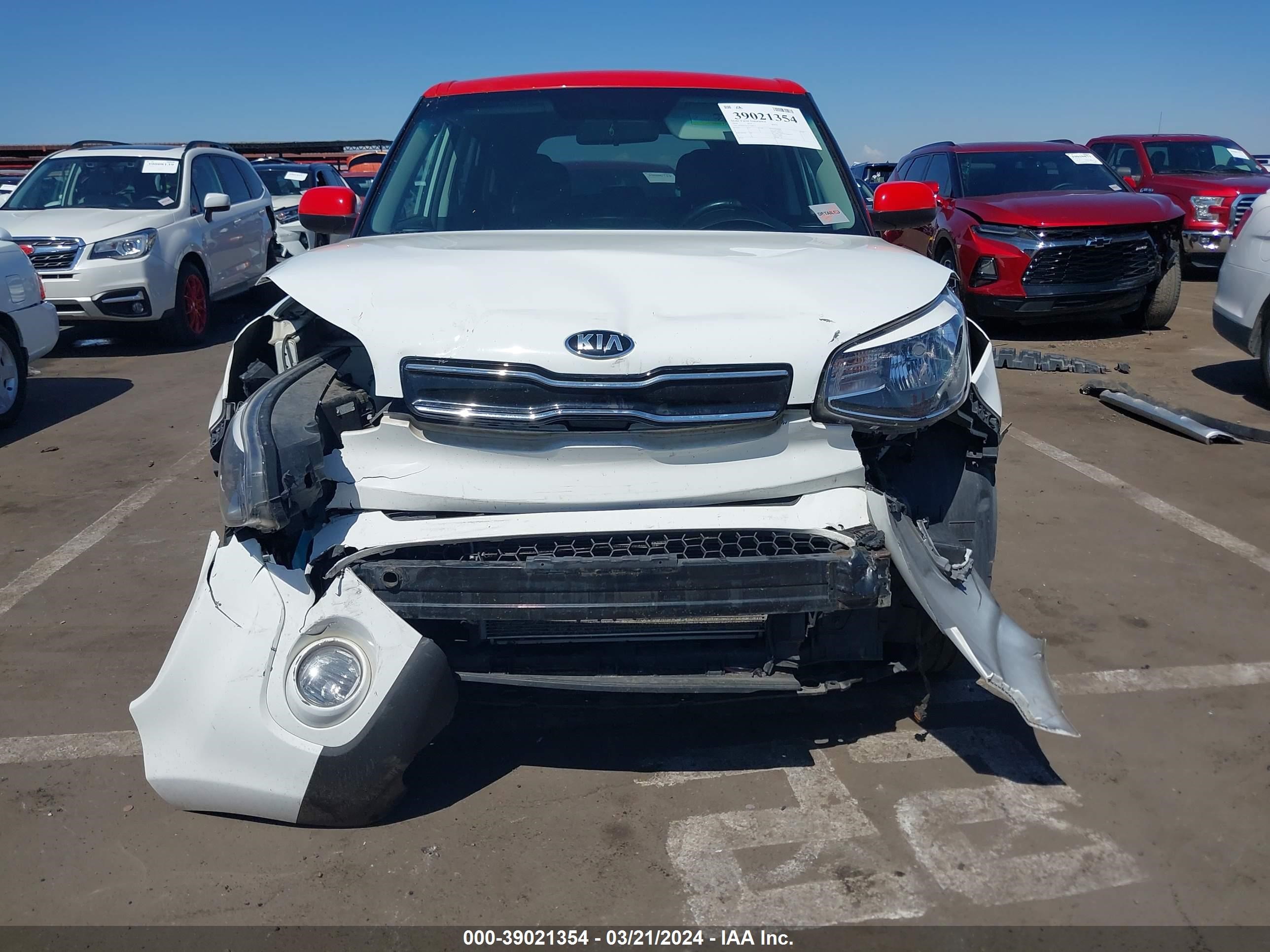 Photo 12 VIN: KNDJP3A55J7540111 - KIA SOUL 