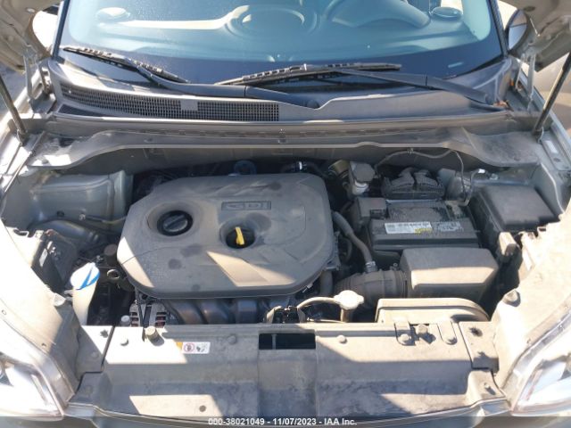 Photo 9 VIN: KNDJP3A55J7558737 - KIA SOUL 