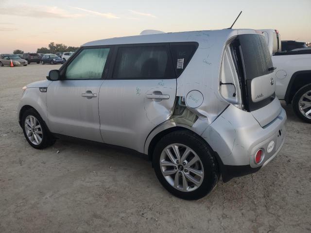 Photo 1 VIN: KNDJP3A55J7597389 - KIA SOUL + 