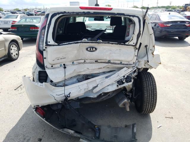 Photo 8 VIN: KNDJP3A55J7898132 - KIA SOUL + 