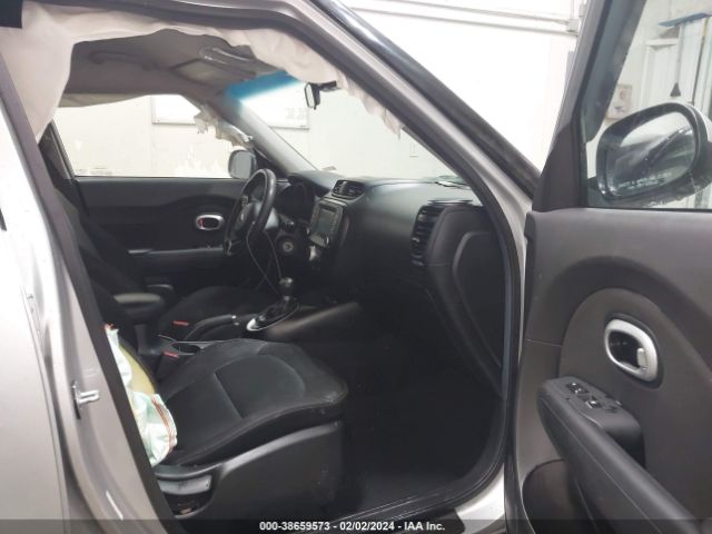 Photo 4 VIN: KNDJP3A55K7008195 - KIA SOUL 