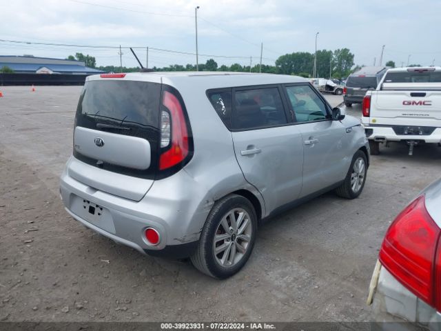 Photo 3 VIN: KNDJP3A55K7650710 - KIA SOUL 