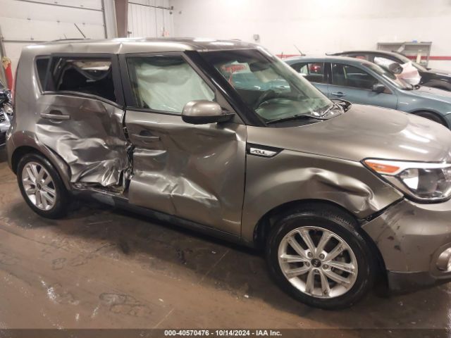 Photo 5 VIN: KNDJP3A55K7697171 - KIA SOUL 