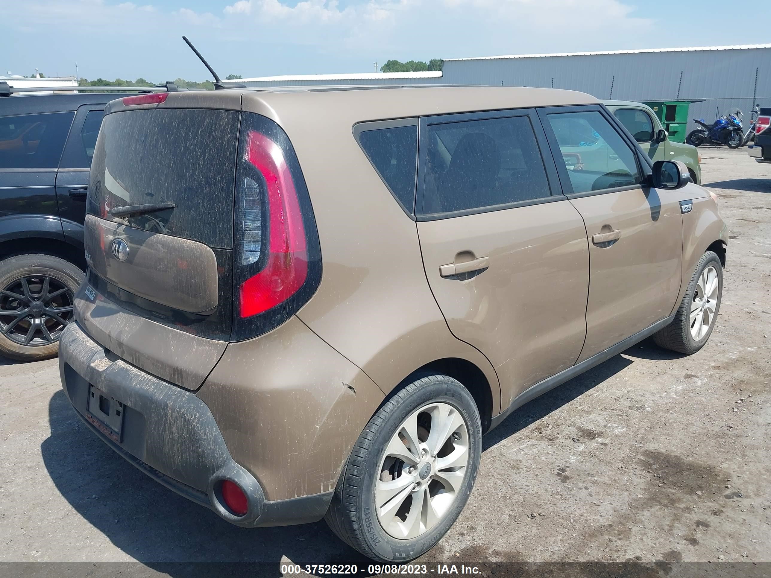 Photo 3 VIN: KNDJP3A56E7067969 - KIA SOUL 