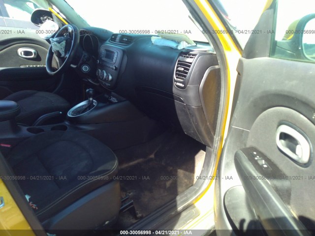 Photo 4 VIN: KNDJP3A56F7197137 - KIA SOUL 