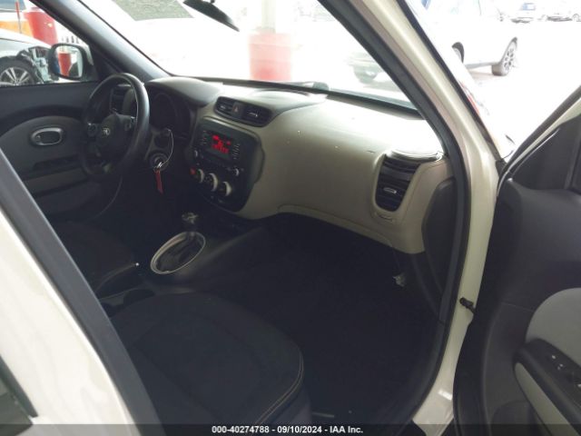 Photo 4 VIN: KNDJP3A56F7207925 - KIA SOUL 