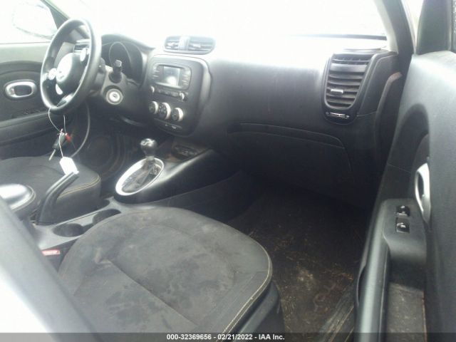 Photo 4 VIN: KNDJP3A56G7349435 - KIA SOUL 