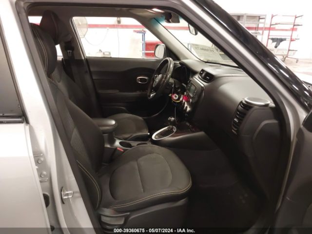 Photo 4 VIN: KNDJP3A56G7859669 - KIA SOUL 