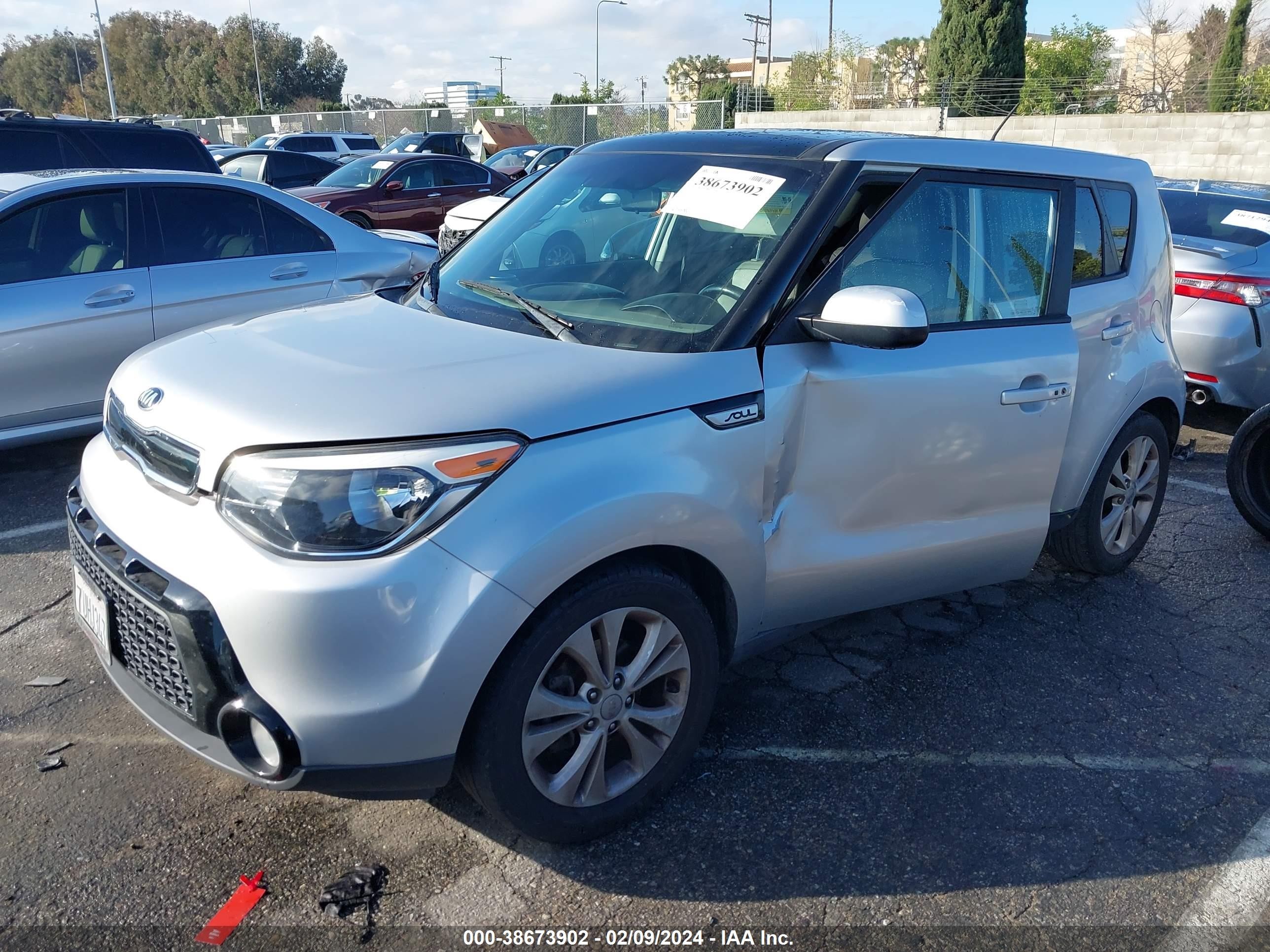 Photo 1 VIN: KNDJP3A56G7860451 - KIA SOUL 