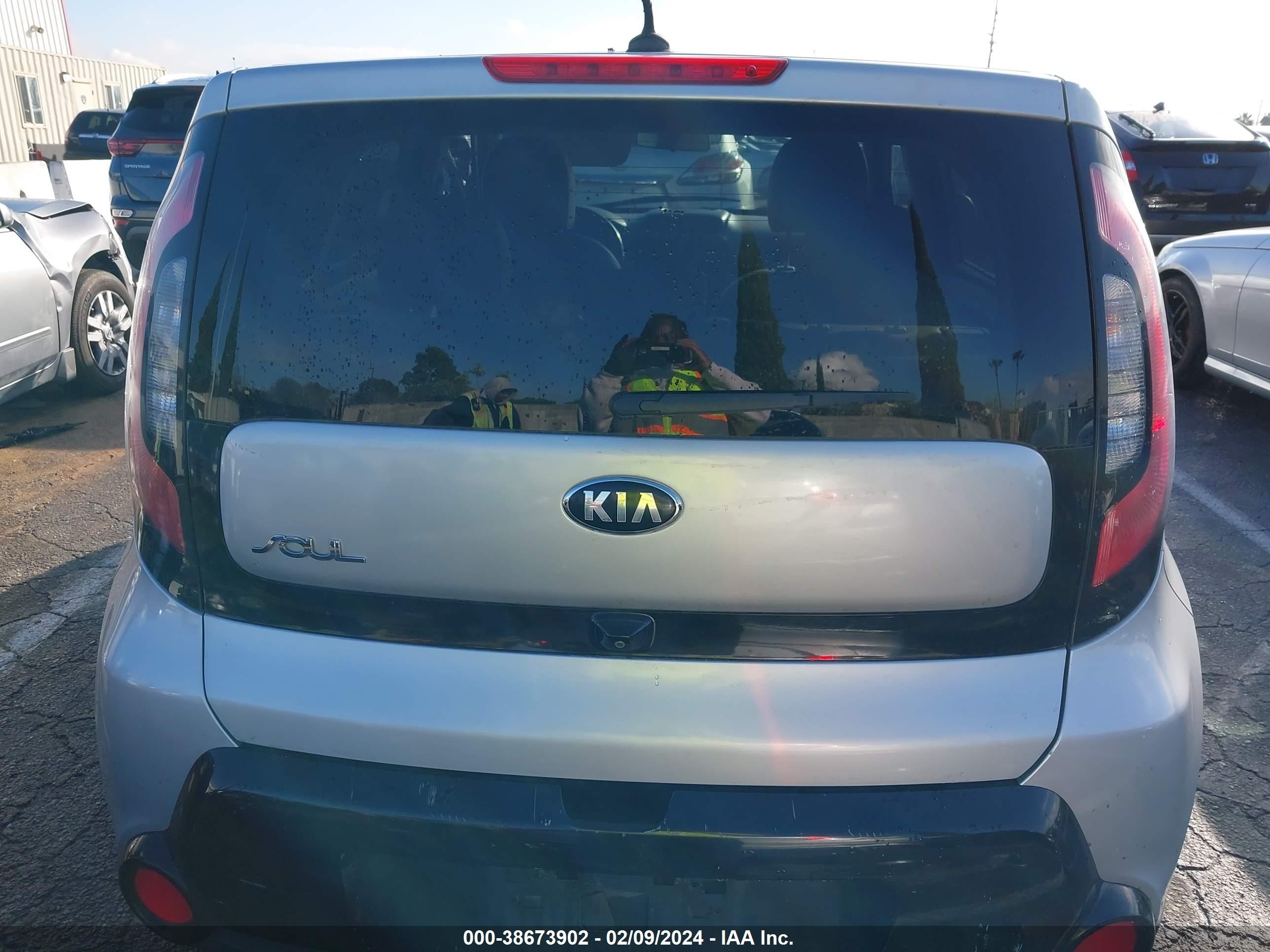 Photo 14 VIN: KNDJP3A56G7860451 - KIA SOUL 