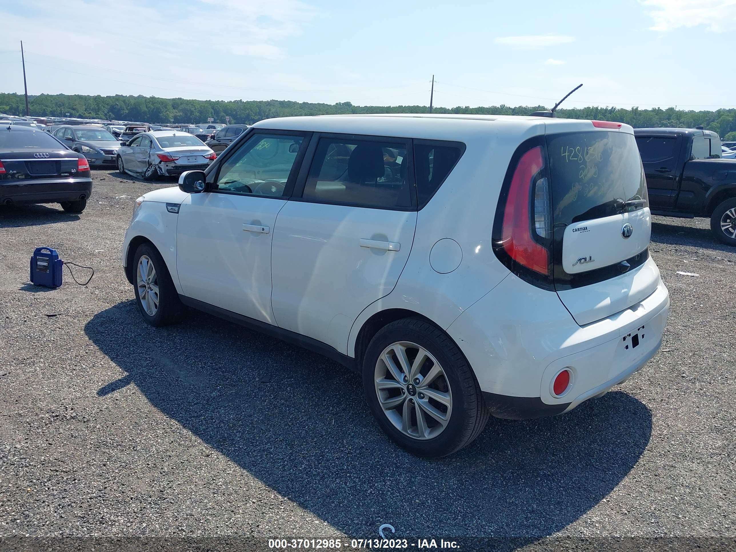 Photo 2 VIN: KNDJP3A56H7459676 - KIA SOUL 