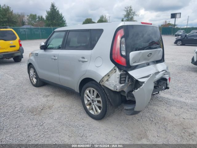 Photo 2 VIN: KNDJP3A56J7517114 - KIA SOUL 