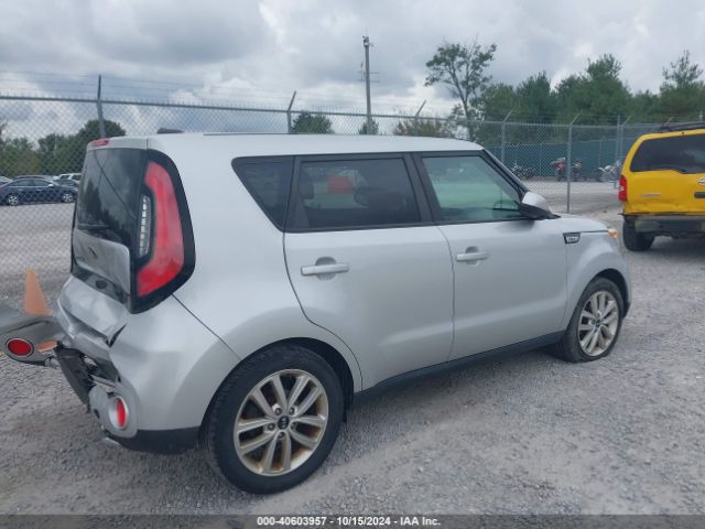 Photo 3 VIN: KNDJP3A56J7517114 - KIA SOUL 