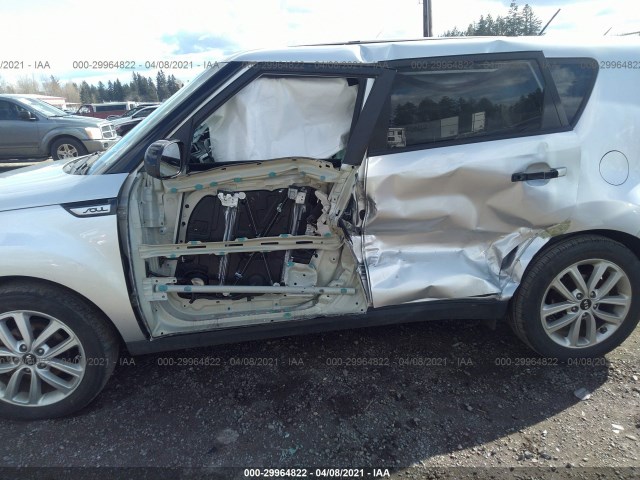 Photo 5 VIN: KNDJP3A56J7530851 - KIA SOUL 