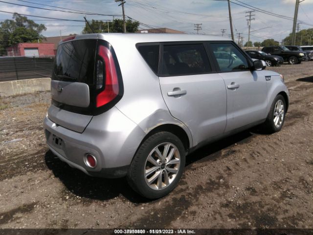 Photo 3 VIN: KNDJP3A56J7537136 - KIA SOUL 