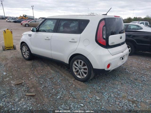 Photo 2 VIN: KNDJP3A56J7537539 - KIA SOUL 