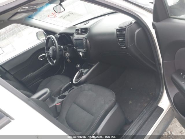 Photo 4 VIN: KNDJP3A56J7537539 - KIA SOUL 