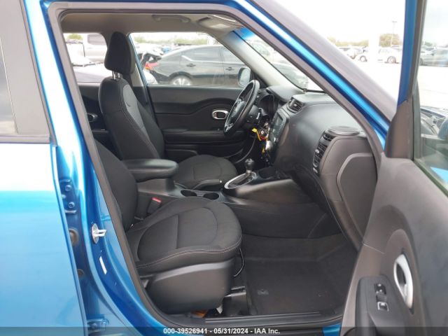 Photo 4 VIN: KNDJP3A56J7572470 - KIA SOUL 