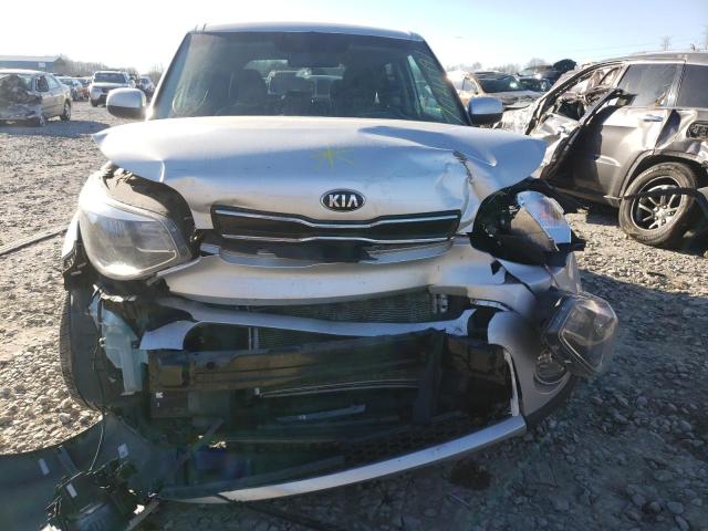 Photo 8 VIN: KNDJP3A56J7579791 - KIA SOUL + 