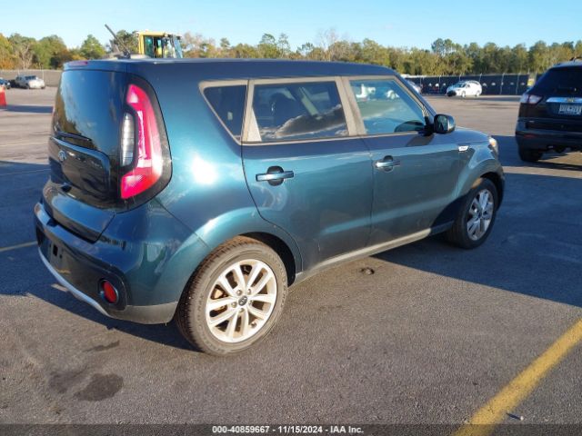 Photo 3 VIN: KNDJP3A56J7586255 - KIA SOUL 