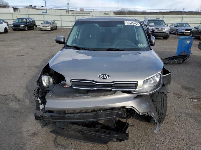 Photo 4 VIN: KNDJP3A56J7588586 - KIA SOUL + 