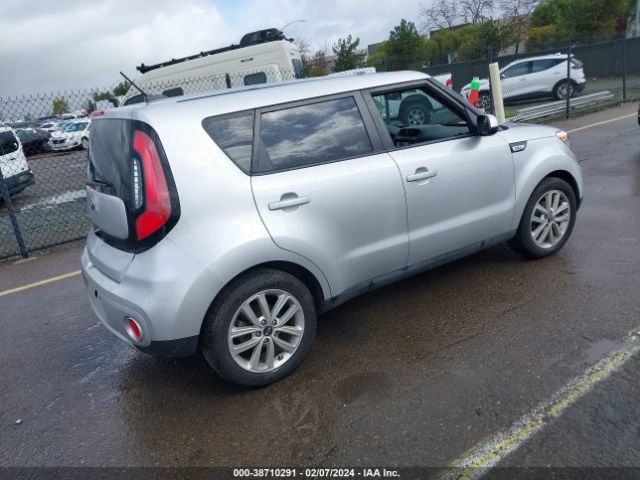 Photo 3 VIN: KNDJP3A56J7608478 - KIA SOUL 