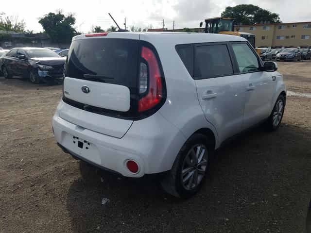 Photo 3 VIN: KNDJP3A56J7889861 - KIA SOUL + 