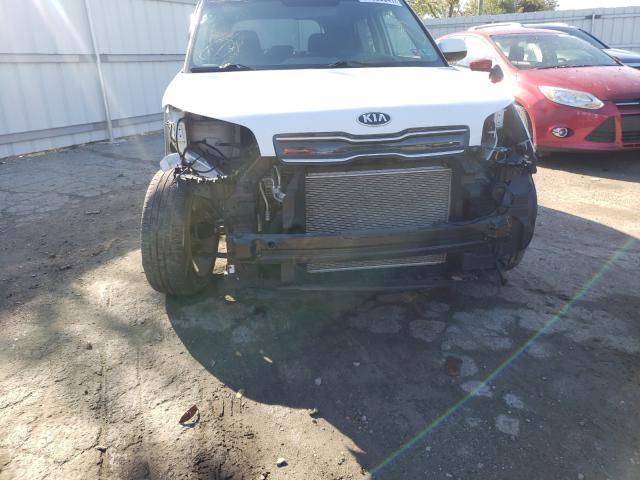 Photo 8 VIN: KNDJP3A56J7901555 - KIA SOUL + 