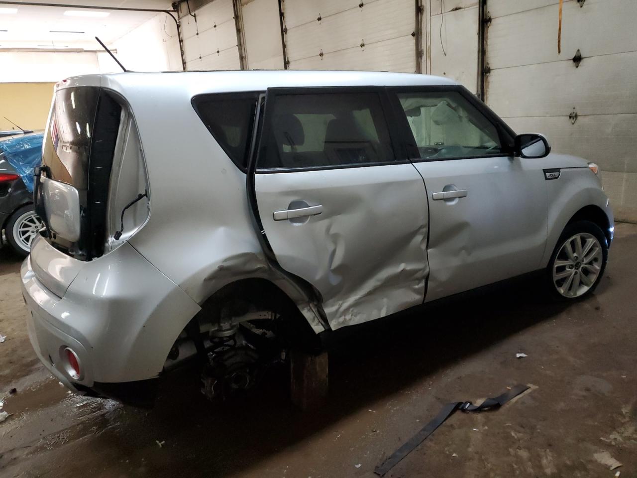 Photo 2 VIN: KNDJP3A56K7007296 - KIA SOUL 