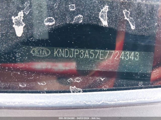 Photo 8 VIN: KNDJP3A57E7724343 - KIA SOUL 