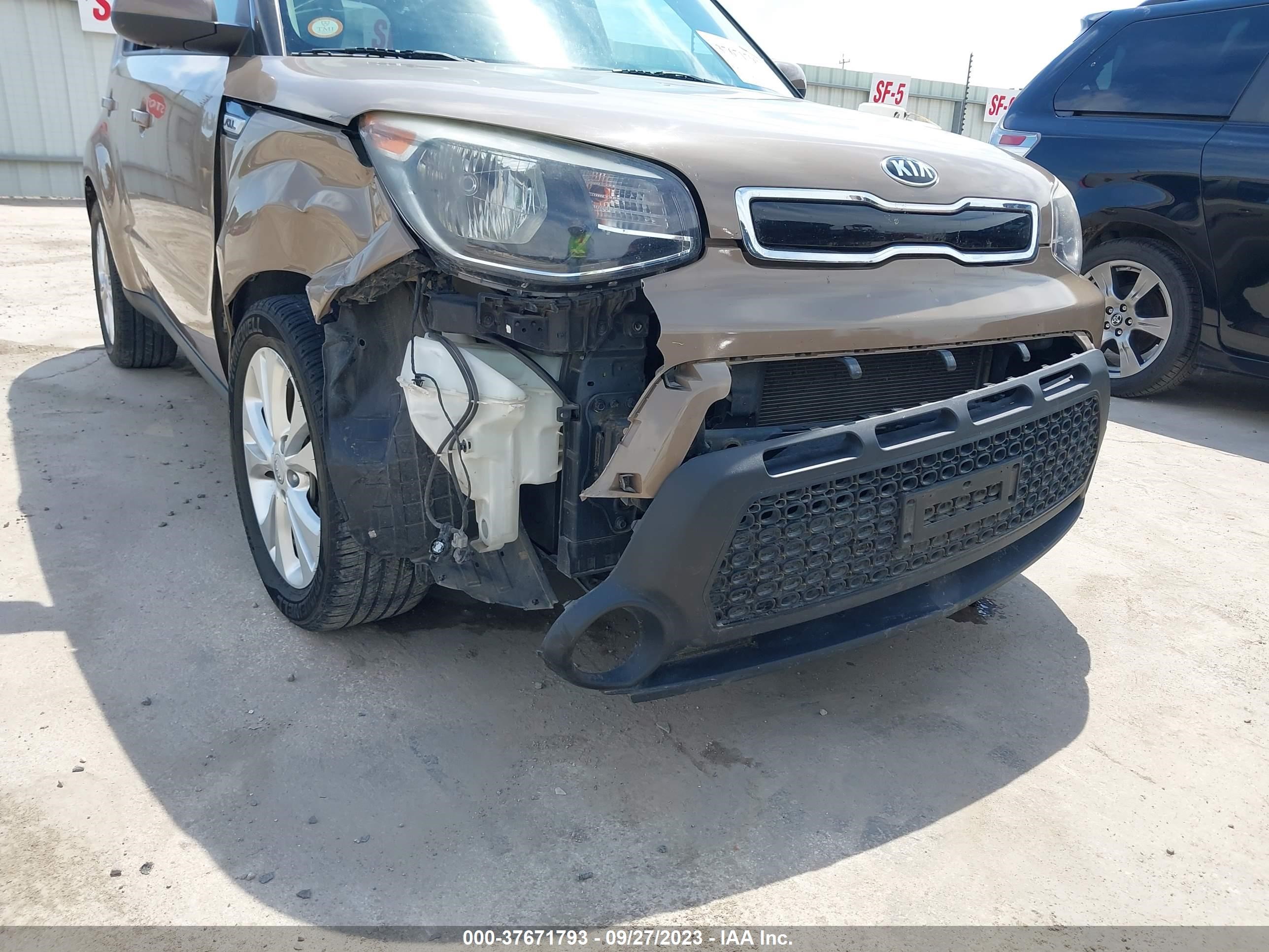 Photo 5 VIN: KNDJP3A57F7125010 - KIA SOUL 