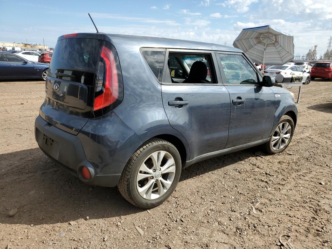 Photo 2 VIN: KNDJP3A57F7184719 - KIA SOUL 