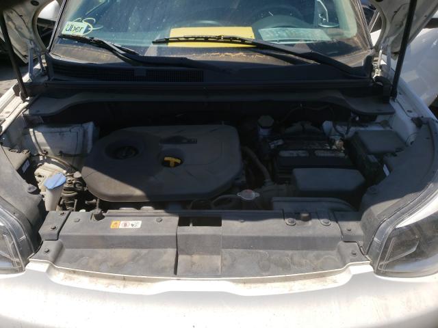 Photo 6 VIN: KNDJP3A57G7328609 - KIA SOUL + 